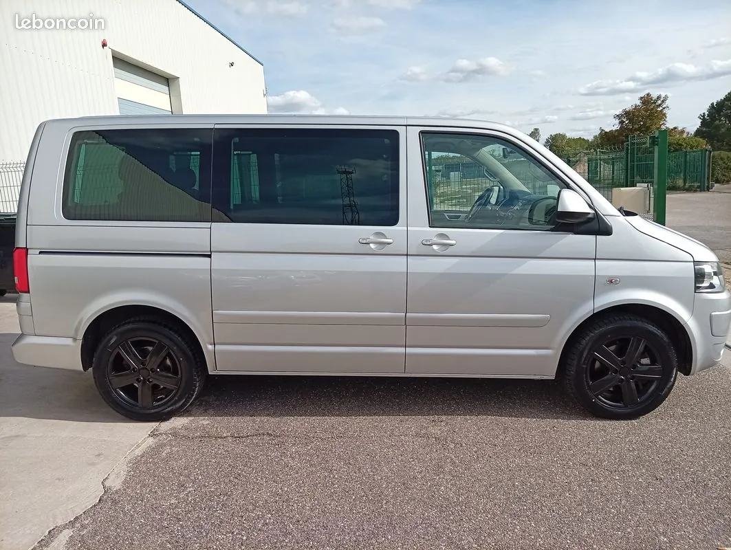 Volkswagen Multivan 2012 photo 5