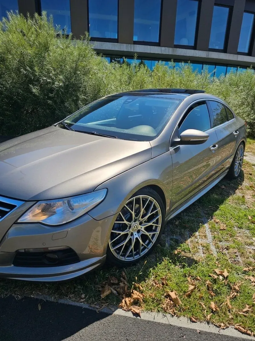 Volkswagen Passat Cc