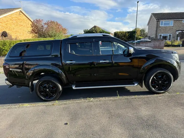 Nissan Navara 2019 photo 4