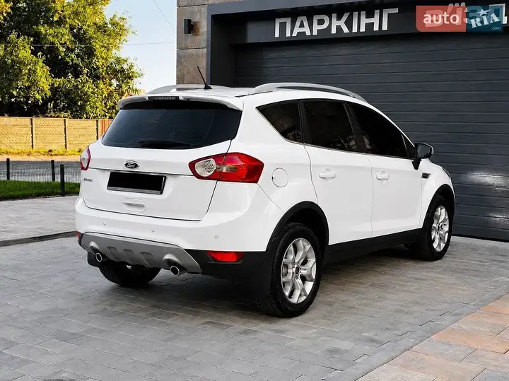 Ford Kuga 2012 photo 4