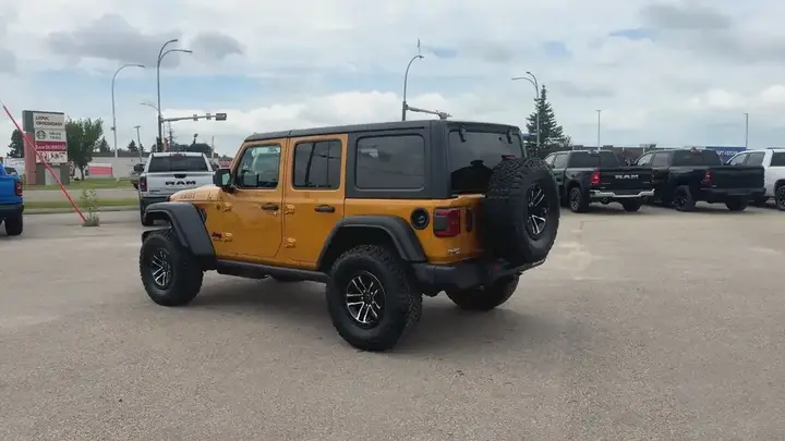 Jeep Wrangler 2026 photo 4