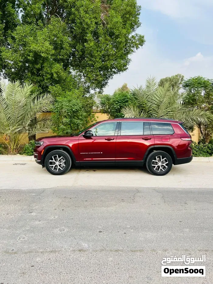 Jeep Grand Cherokee L 2024 photo 4