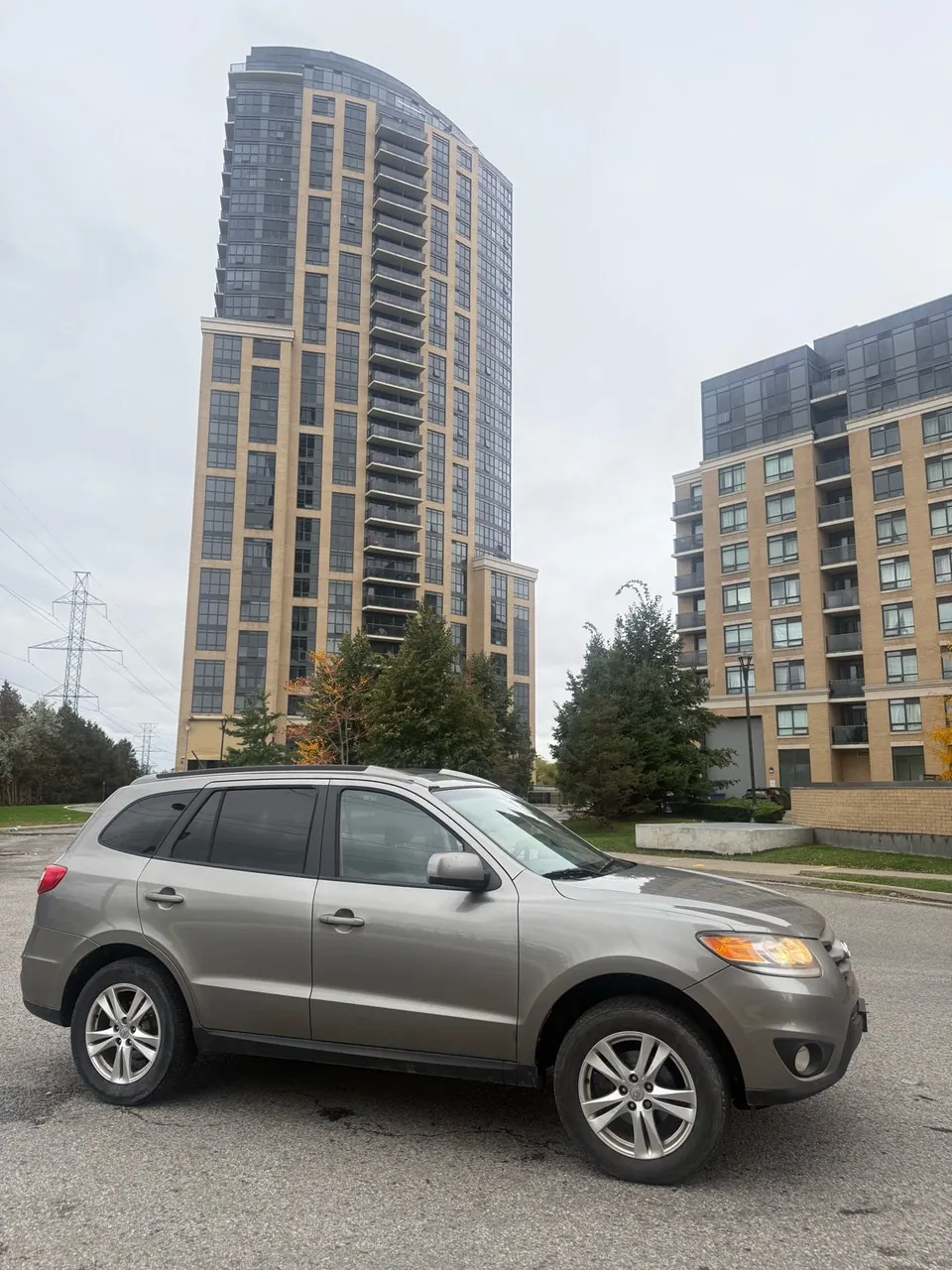 Hyundai Santa Fe 2012 photo 2