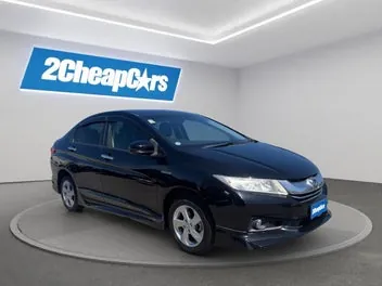 Honda Grace 2015 photo 4