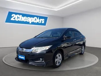 Honda Grace 2015 photo 2