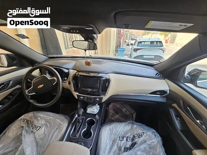 Chevrolet Traverse 2023 photo 3