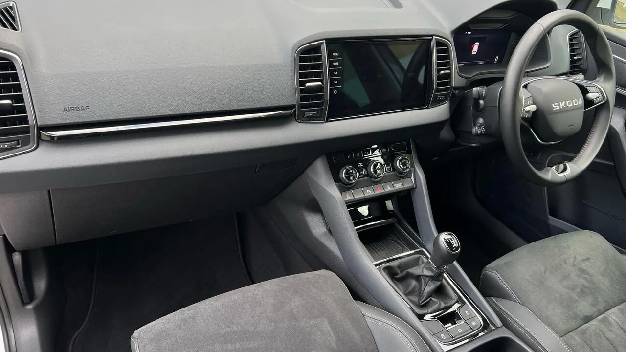 Skoda Karoq 2025 photo 2