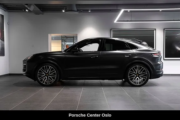 Porsche Cayenne 2024 photo 2