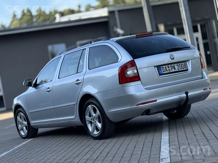 Skoda Octavia 2012 photo 4