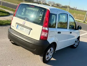 Fiat Panda 2010 photo 2