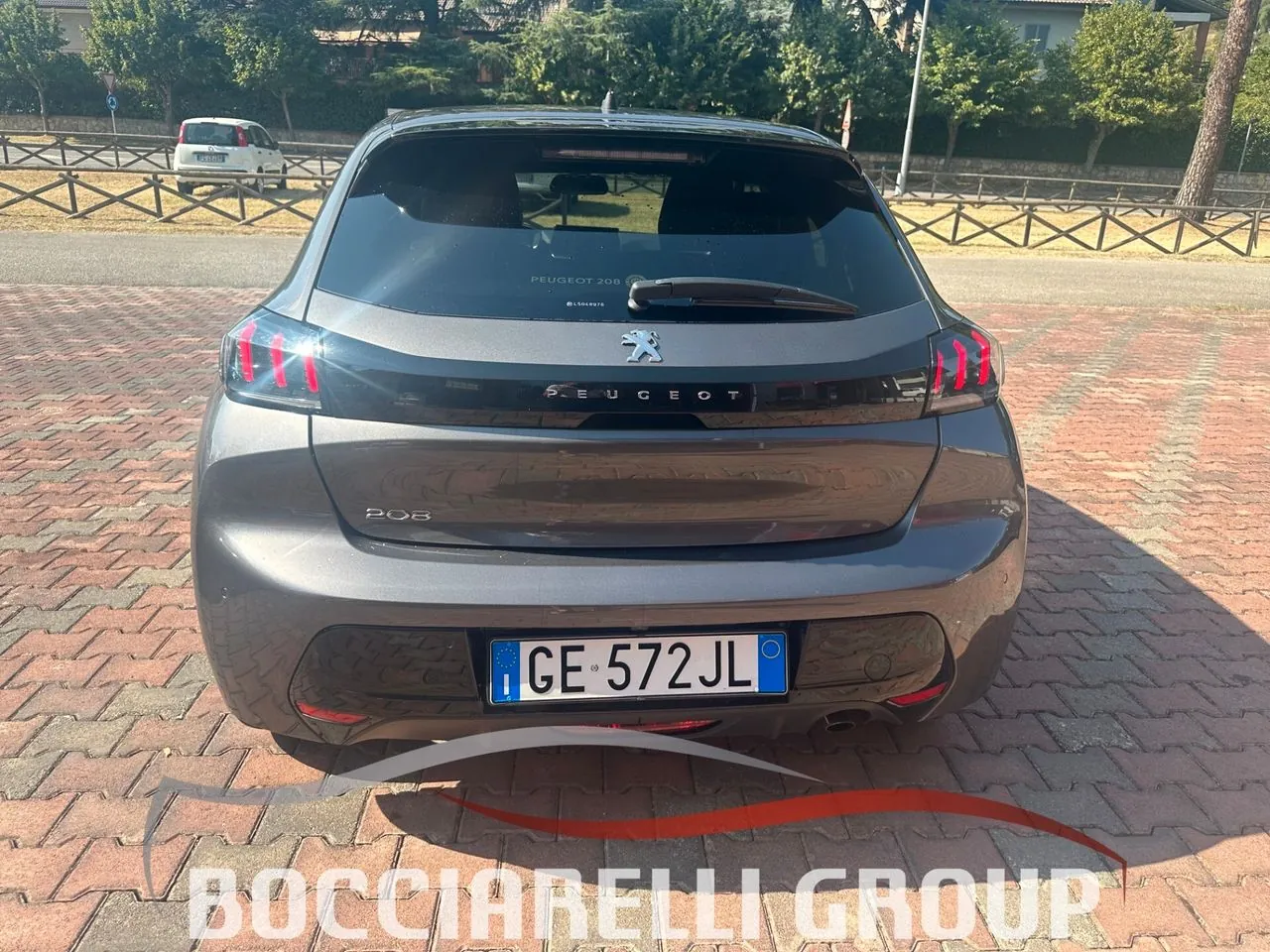 Peugeot 208 2021 photo 4