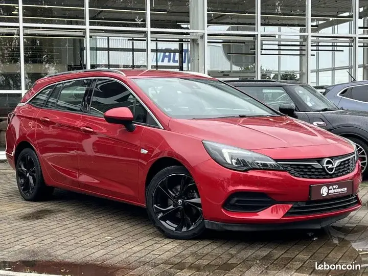 Opel Astra 2020 photo 2