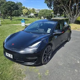 Tesla Model 3 2020 photo 2
