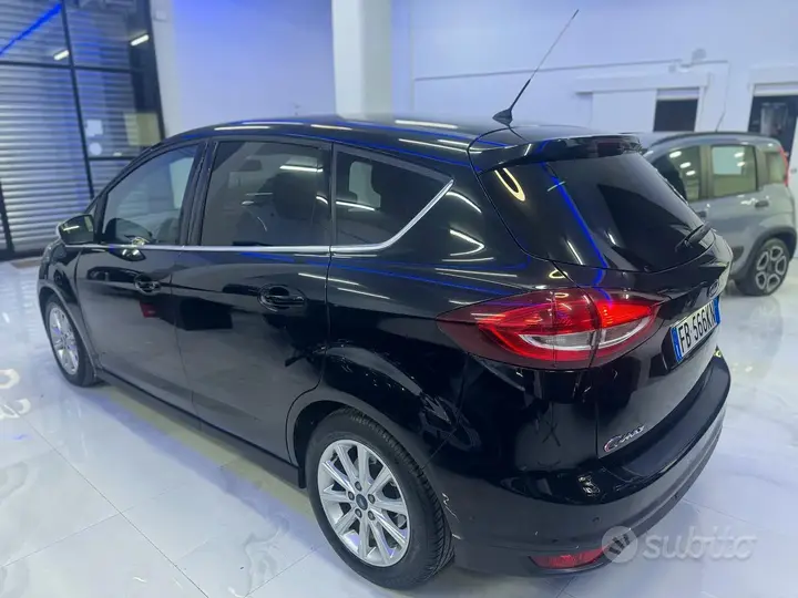 Ford C-Max 2015 photo 4
