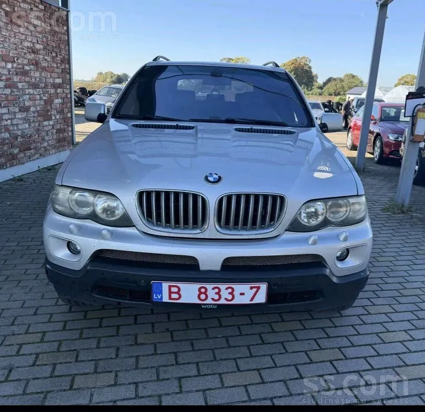 BMW X5 2005 photo 2