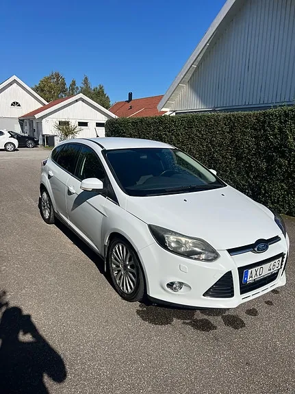 Ford Focus 2011 photo 3