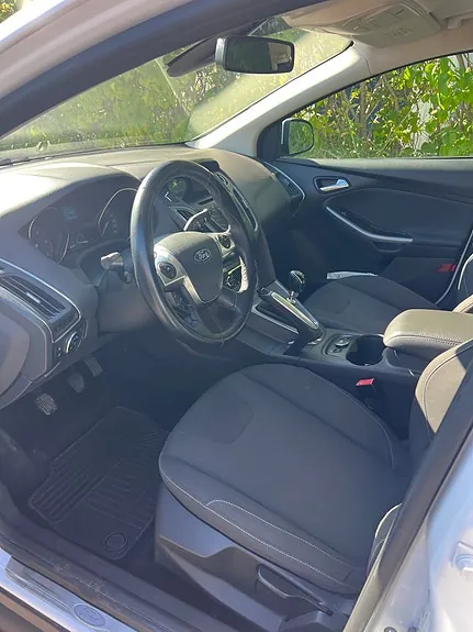 Ford Focus 2011 photo 5