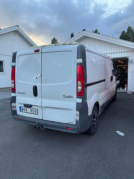 Renault Trafic 2013 photo 3