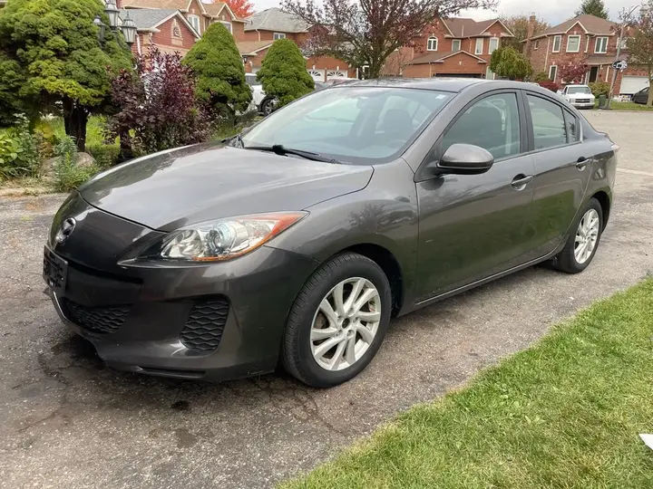 Mazda 3 2012 photo 4