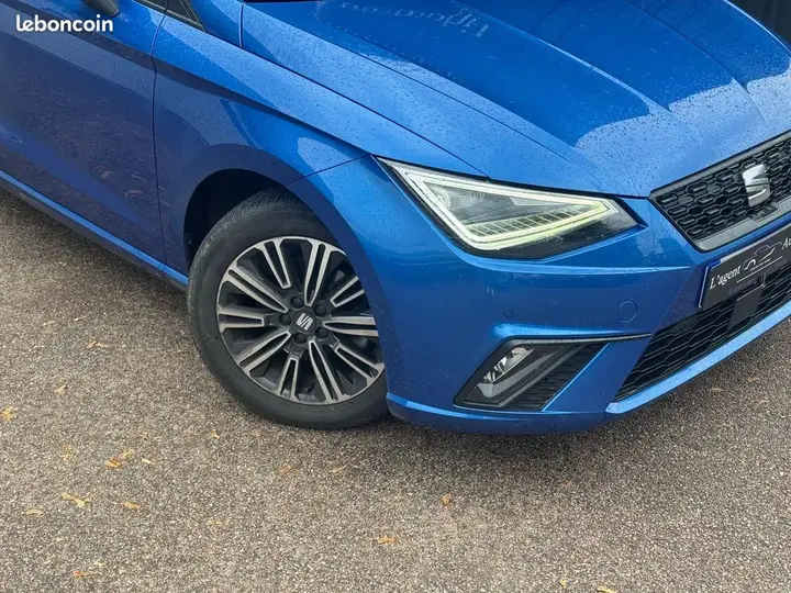 Seat Ibiza 2024 photo 2