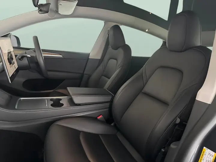 Tesla Model Y 2022 photo 4