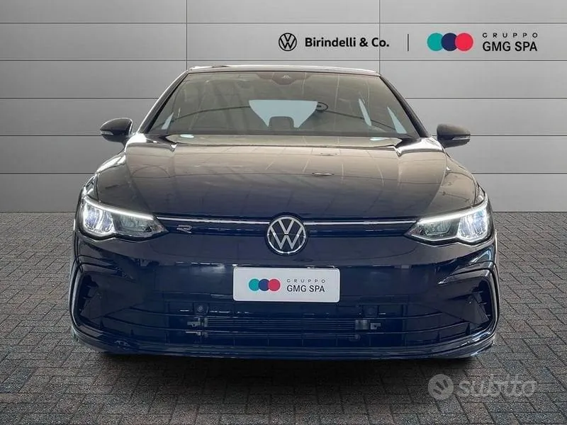 Volkswagen Golf 2023 photo 2
