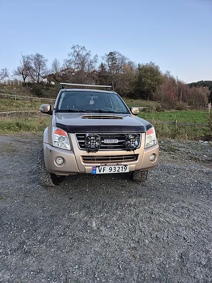 Isuzu D-Max 2007 photo 2