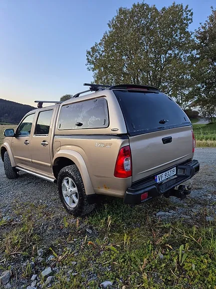 Isuzu D-Max 2007 photo 5