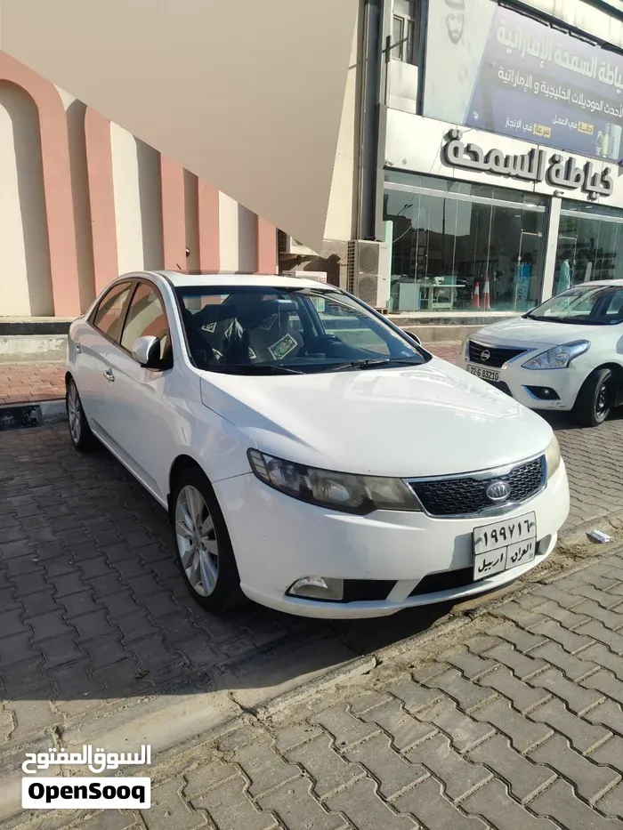 Kia Cerato 2011 photo 4