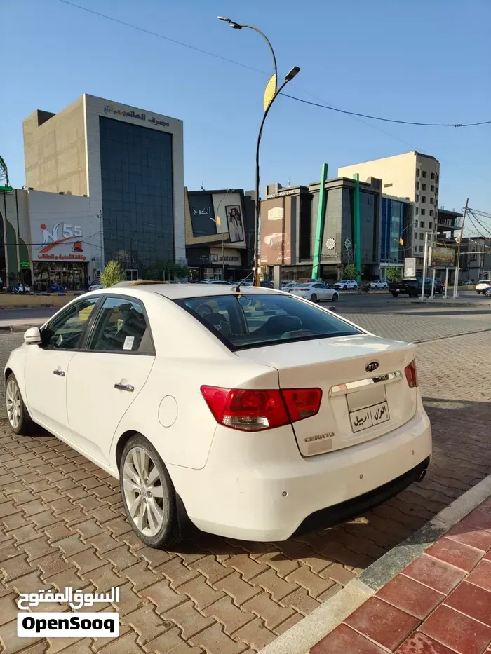 Kia Cerato 2011 photo 3