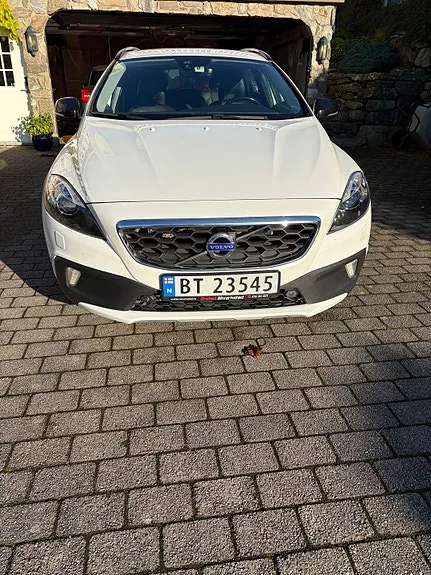 Volvo V40 Cross Country 2015 photo 4