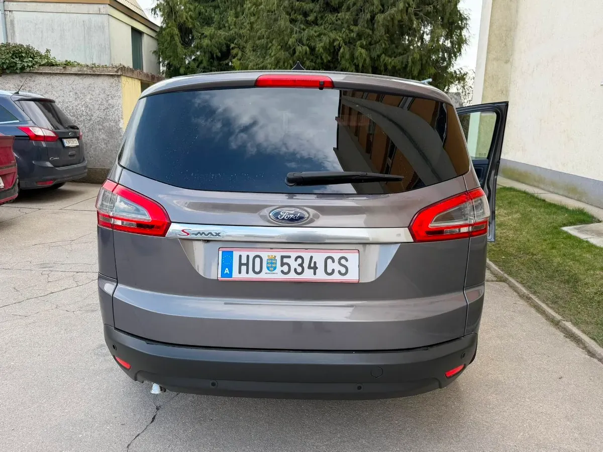 Ford S-Max 2014 photo 3
