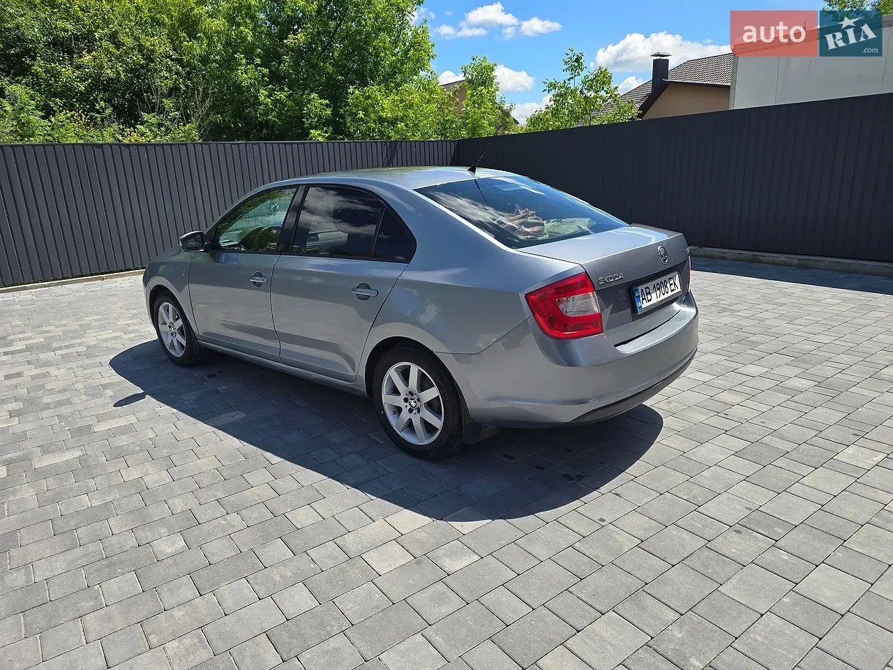 Skoda Rapid 2013 photo 3