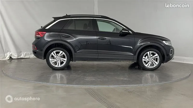 Volkswagen T-Roc 2025 photo 4