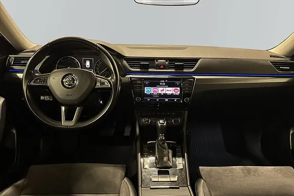 Skoda Superb 2017 photo 4