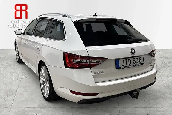 Skoda Superb 2017 photo 3