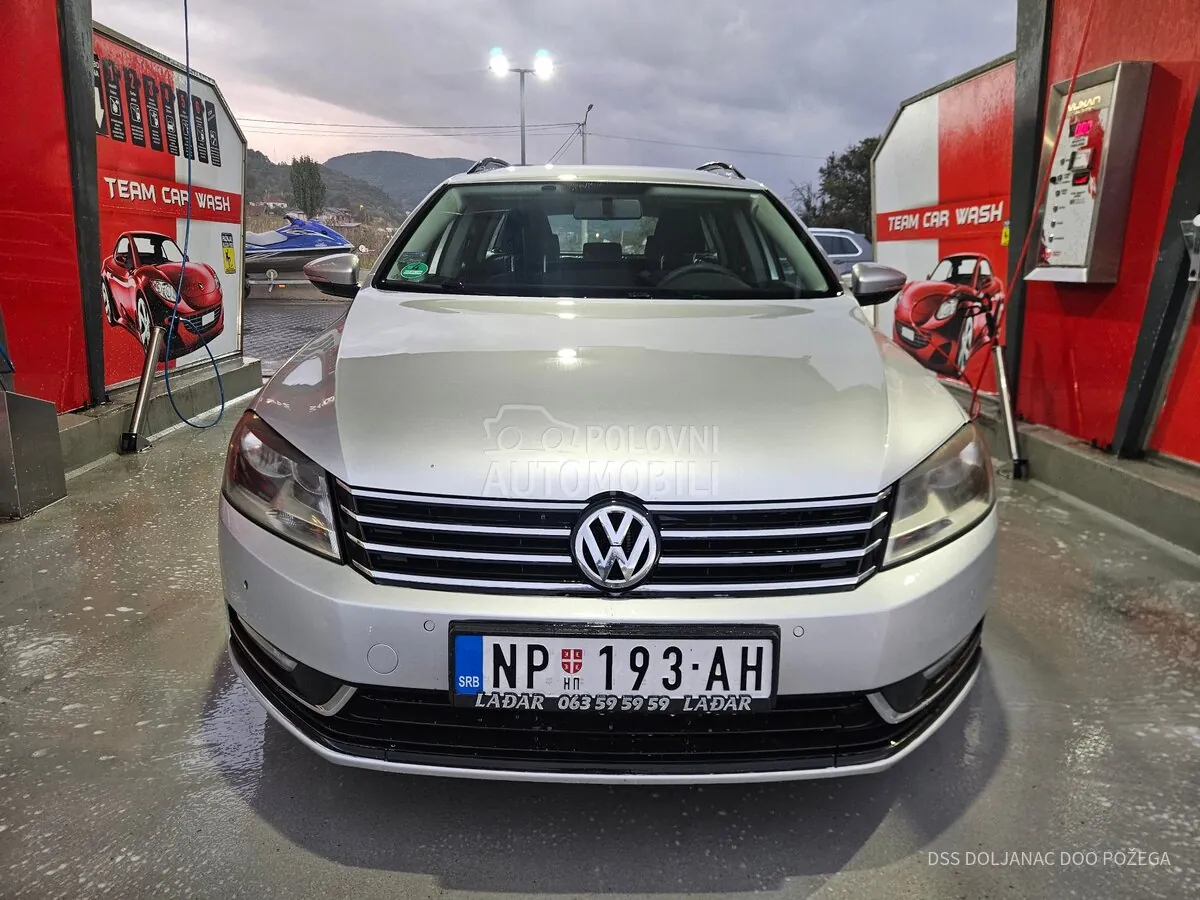Volkswagen Passat B7 2012 photo 2