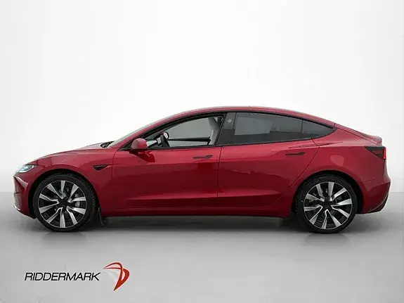 Tesla Model 3 2024 photo 5