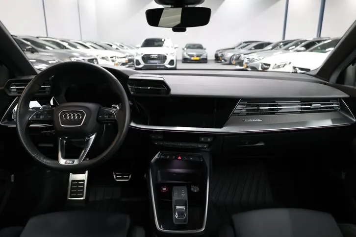 Audi Rs3 2022 photo 2