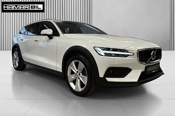 Volvo V60 Cross Country 2019 photo 2