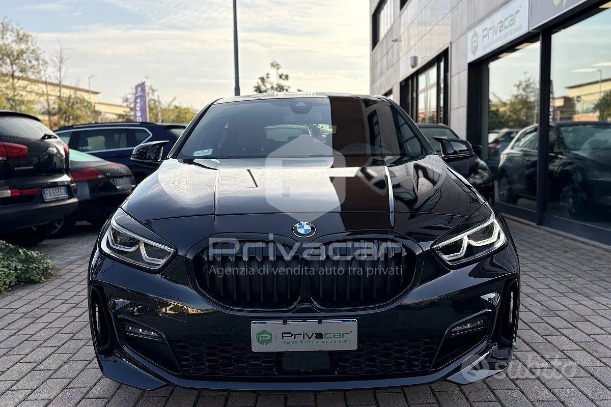 BMW 118I 2022 photo 2