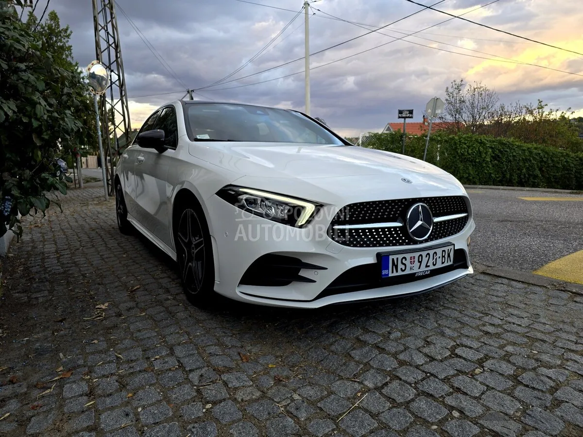 Mercedes-Benz A180 2018 photo 3