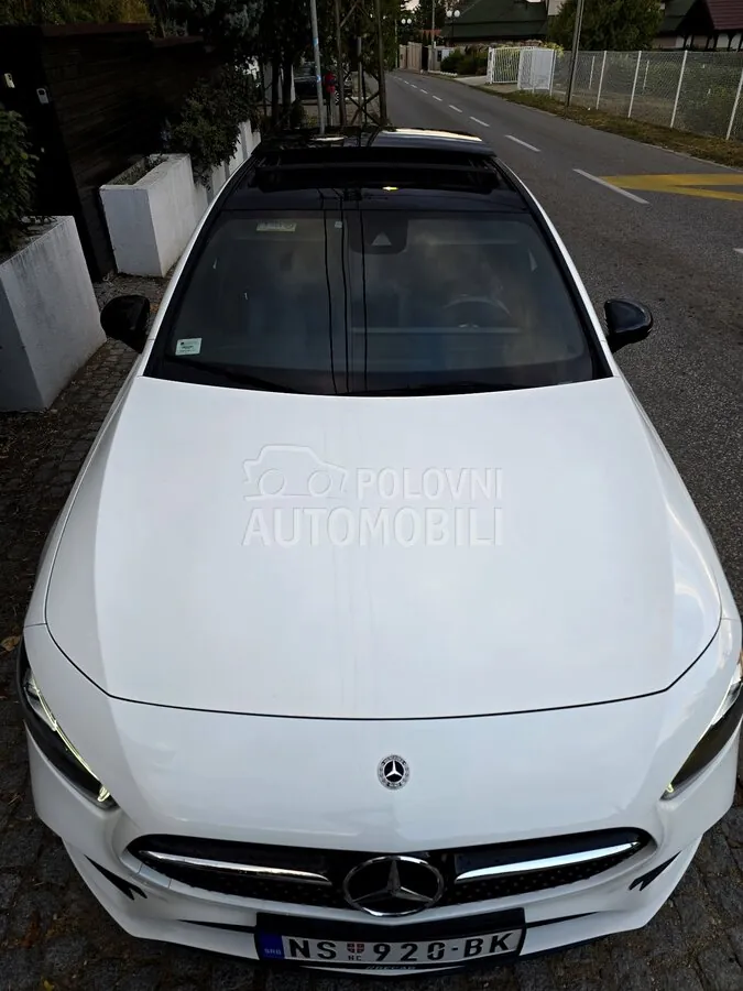 Mercedes-Benz A180 2018 photo 5