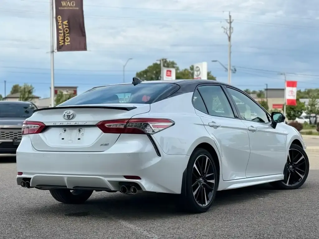 Toyota Camry 2019 photo 3