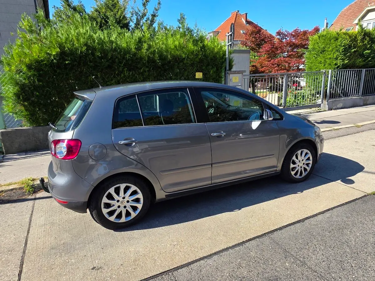 Volkswagen Golf 2007 photo 2