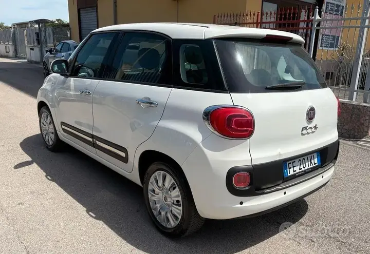 Fiat 500L 2016 photo 4
