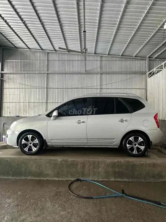 Kia Carens 2016 photo 5