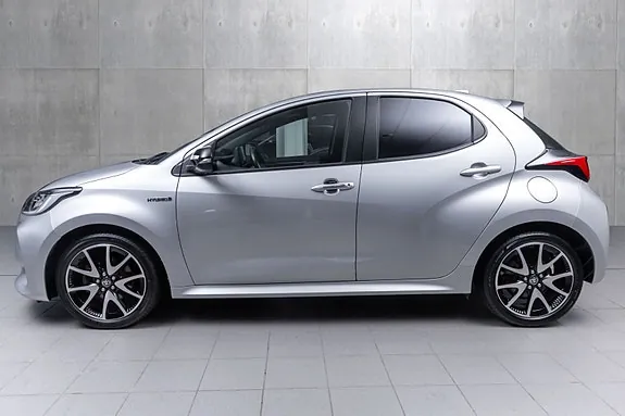 Toyota Yaris 2020 photo 2