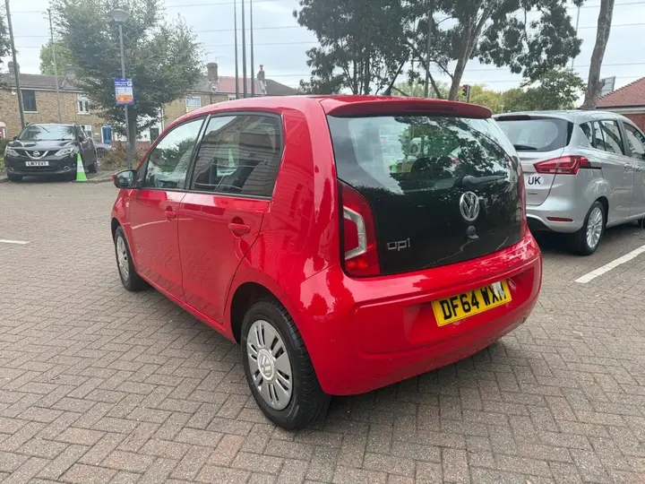 Volkswagen Up 2015 photo 4