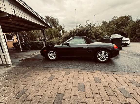 Porsche Boxster 2001 photo 2